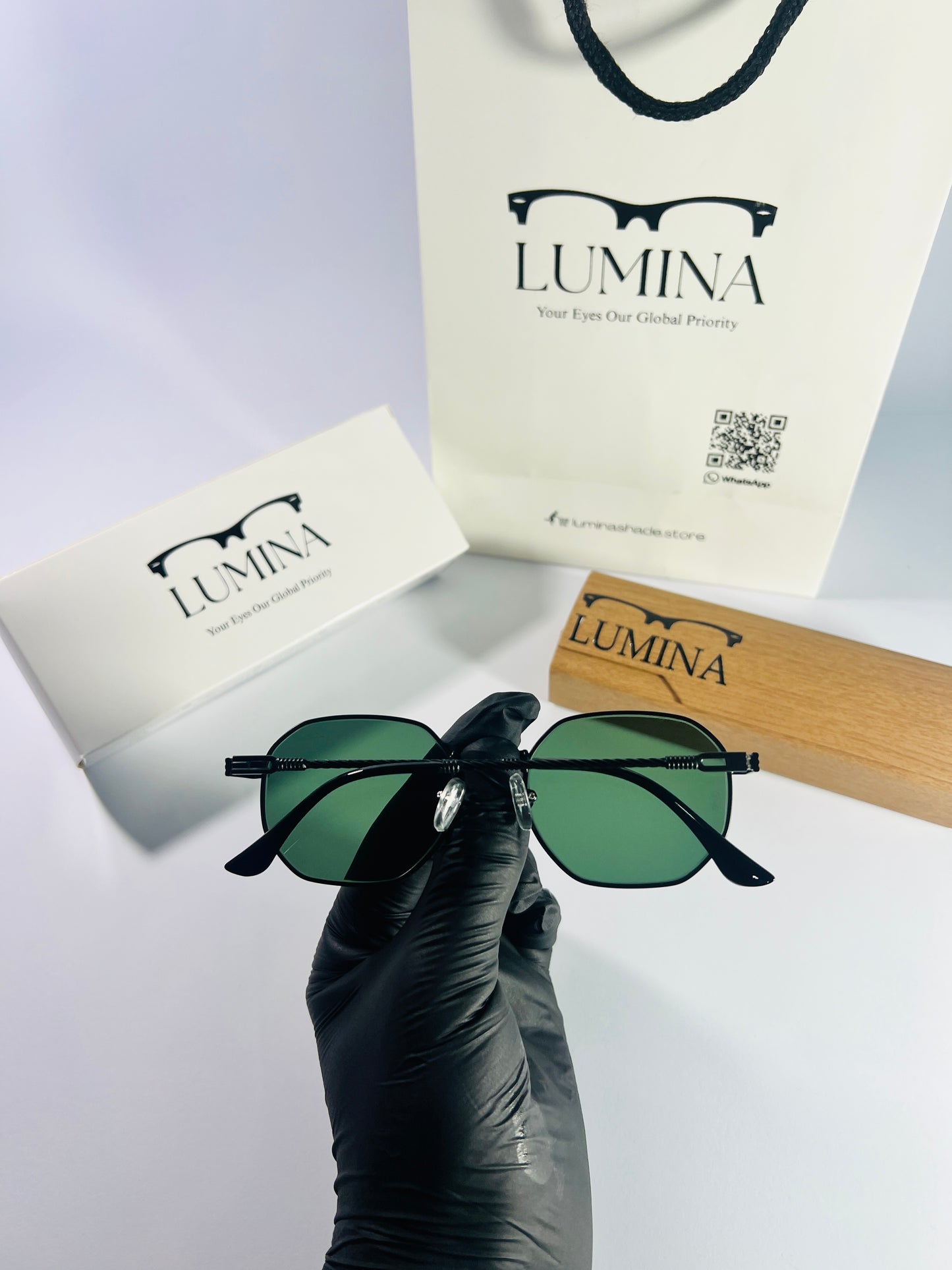 ROUNDED SQUARE SUNGLASSES GREEN SHADE